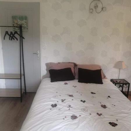 Hotel Le Petit Nid Égletons Esterno foto