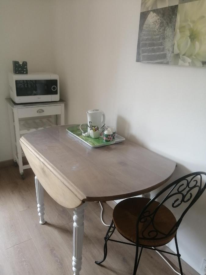 Hotel Le Petit Nid Égletons Esterno foto